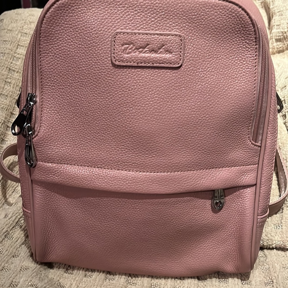 BOSTANTEN light, pink pebbled, leather backpack excellent condition